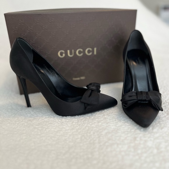 Black Gucci Heels - Picture 1 of 10